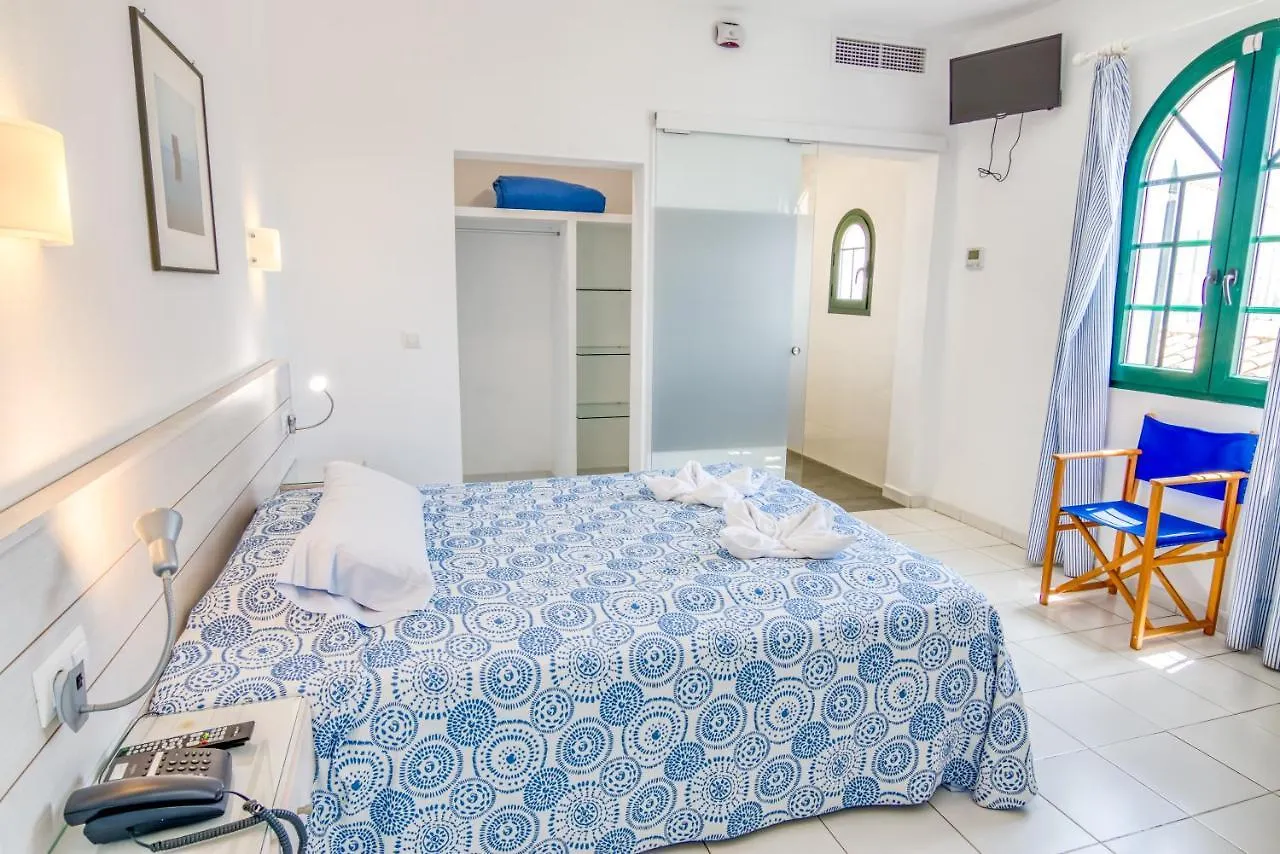 Hotel Bahia Cala Santandria